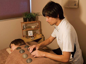 アロマ&ホットストーン写真