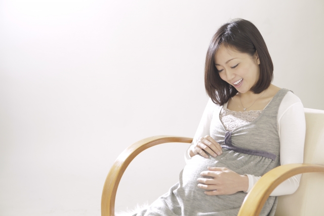 妊婦さんのためのアロママッサージ講座（マタニティートリートメント）